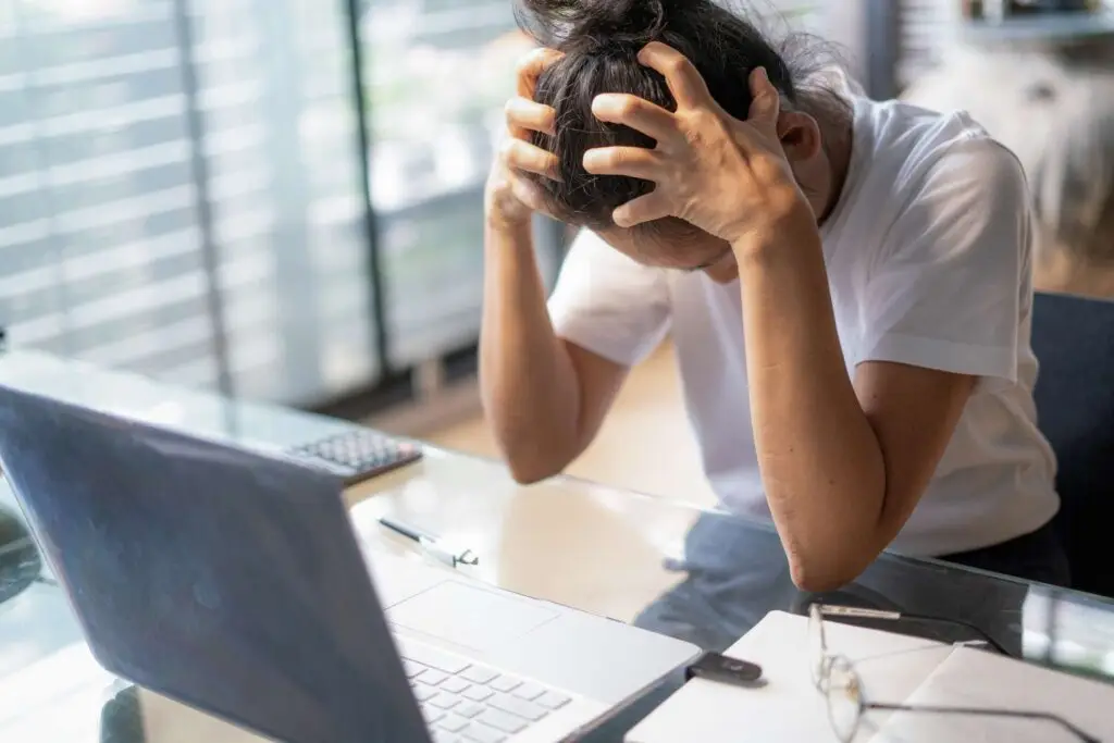 Cómo el estrés impacta en tus decisiones